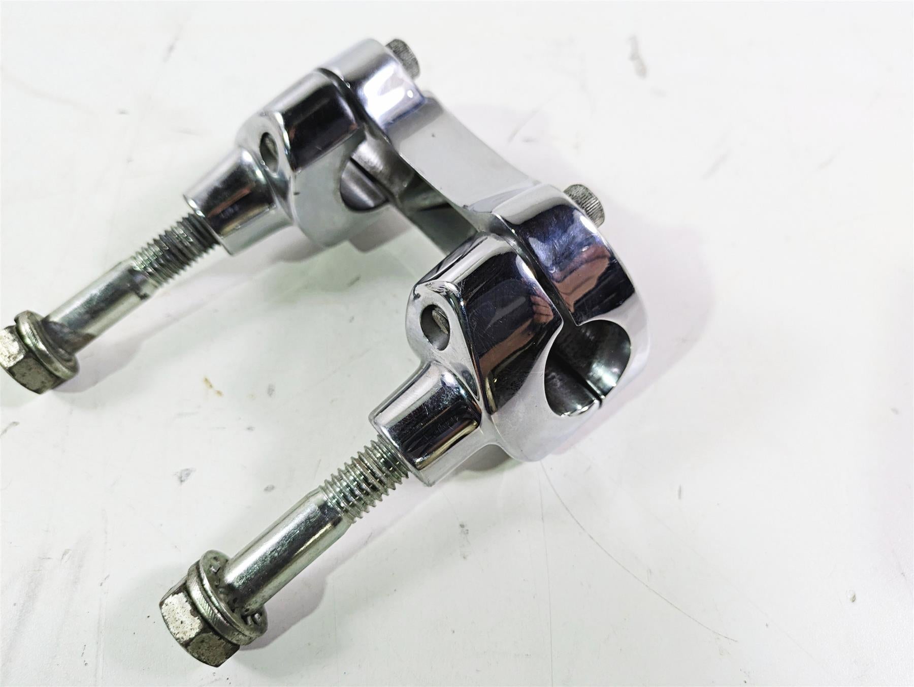 2004 Harley FLSTCI Softail Heritage Handlebar Holder Riser Set 56567-86B {{ shop.shopifyCountryName }} - Mototech271