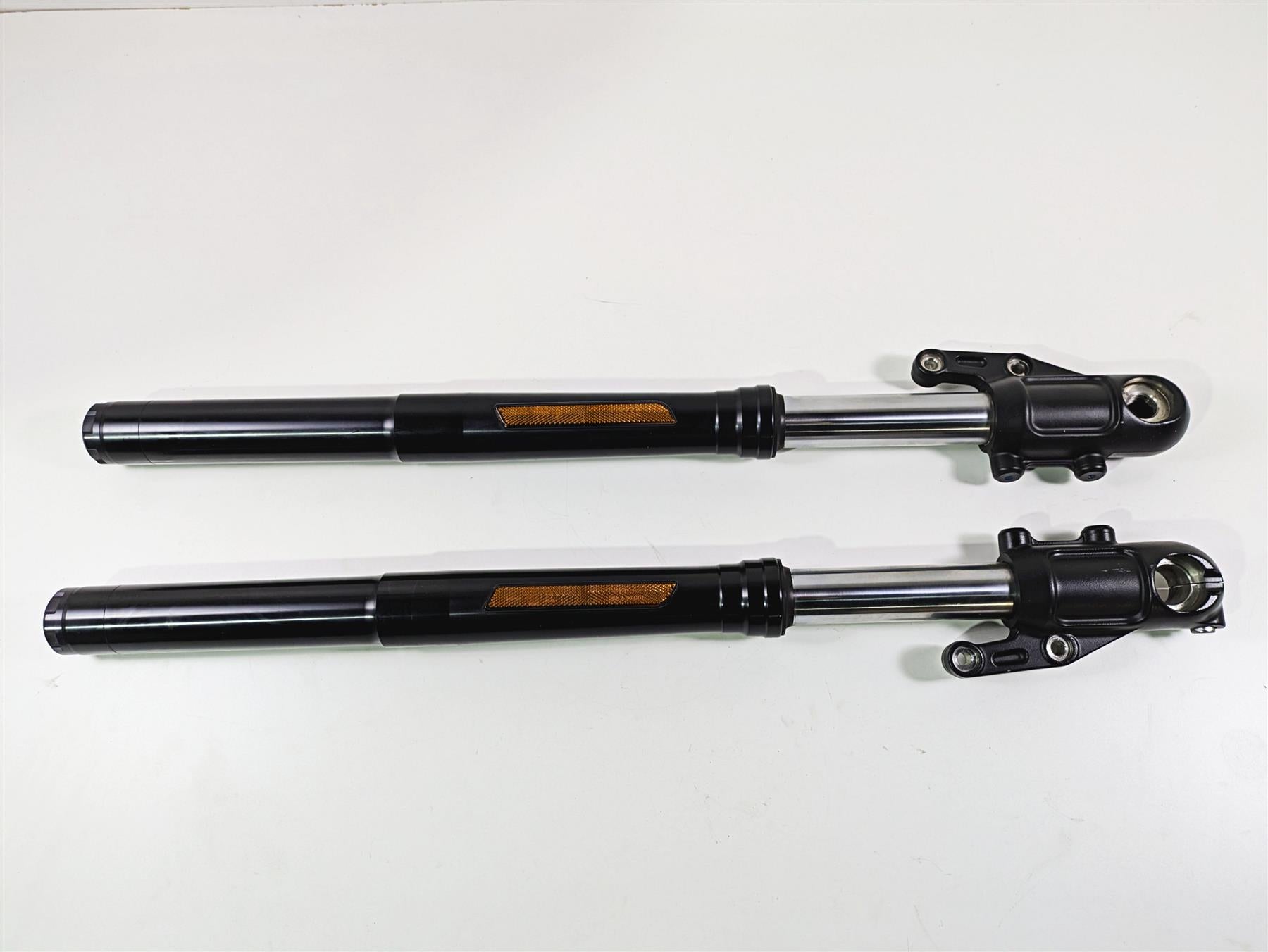 2019 Harley Softail FXDR 114 Straight Front Fork Leg Set 45400202 45400201 {{ shop.shopifyCountryName }} - Mototech271