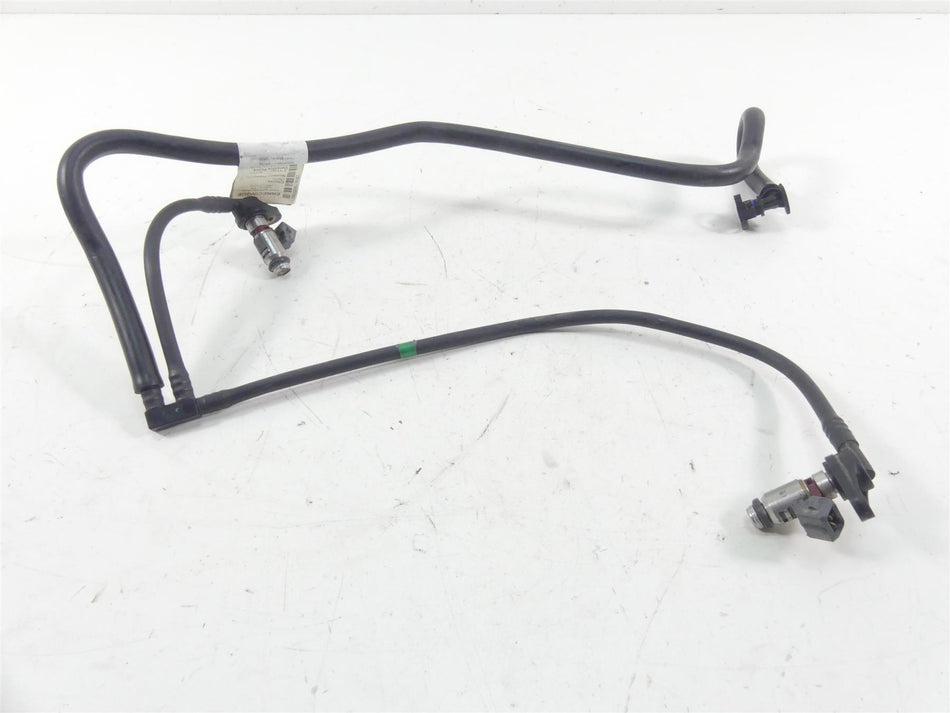 2018 Ducati Hypermotard 939 SP Fuel Gas Petrol Injector & Line Set 28040361A {{ shop.shopifyCountryName }} - Mototech271