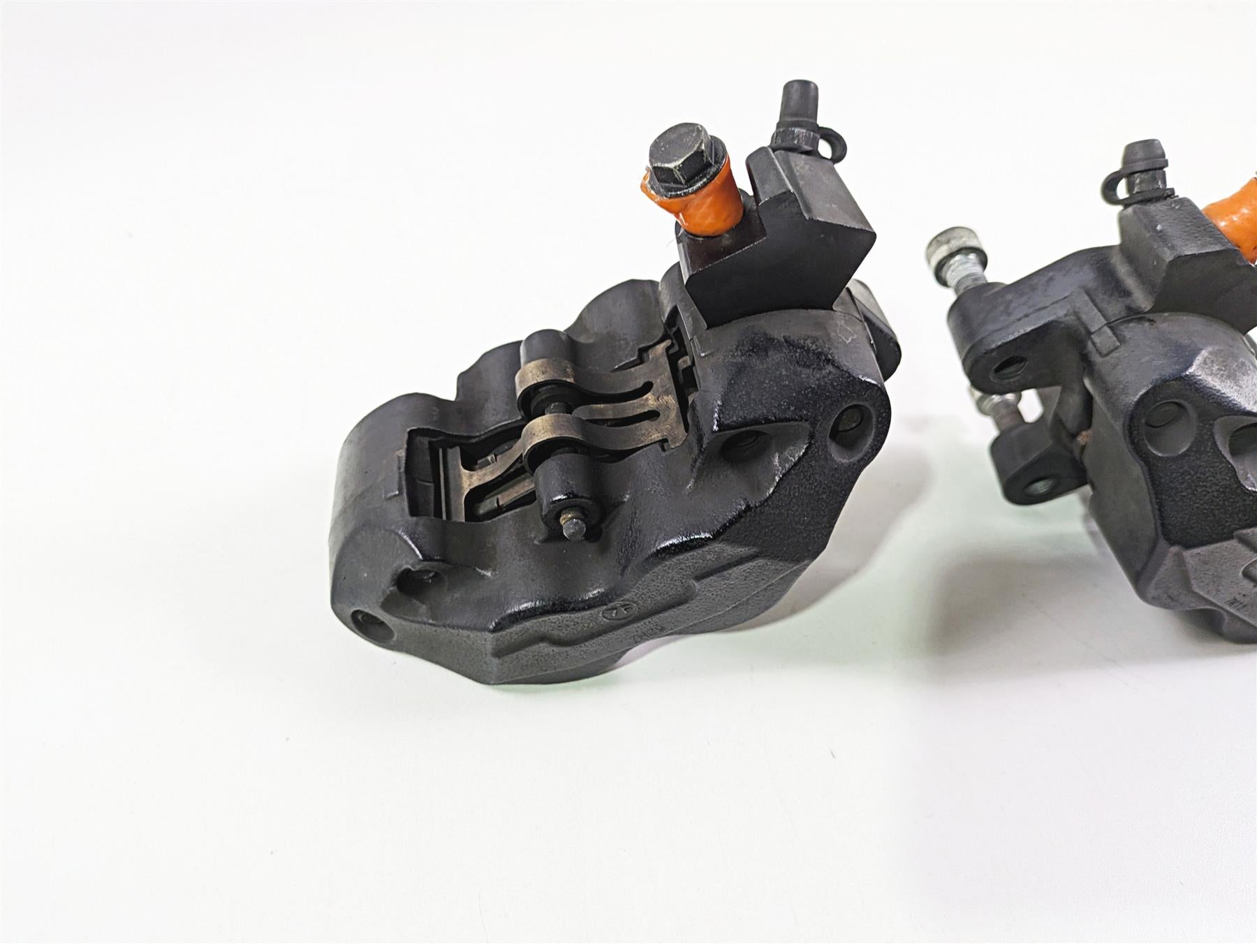 2018 Indian Springfield Dark Horse Front Brake Caliper Set 1912004 1912005 {{ shop.shopifyCountryName }} - Mototech271