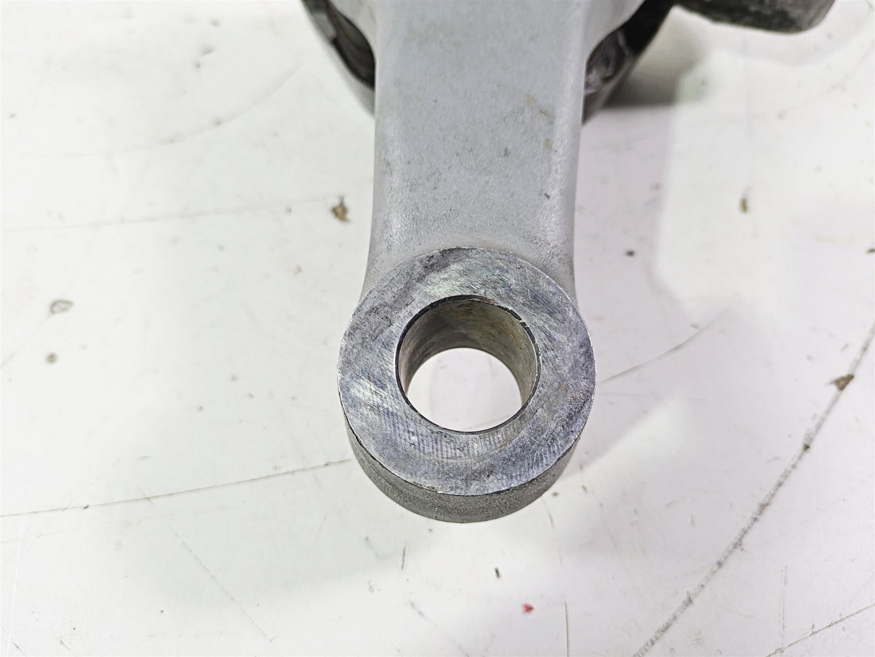 2007 Harley Touring FLHTCU SE CVO E-Glide Rear Caliper & Bracket 44595-07 {{ shop.shopifyCountryName }} - Mototech271