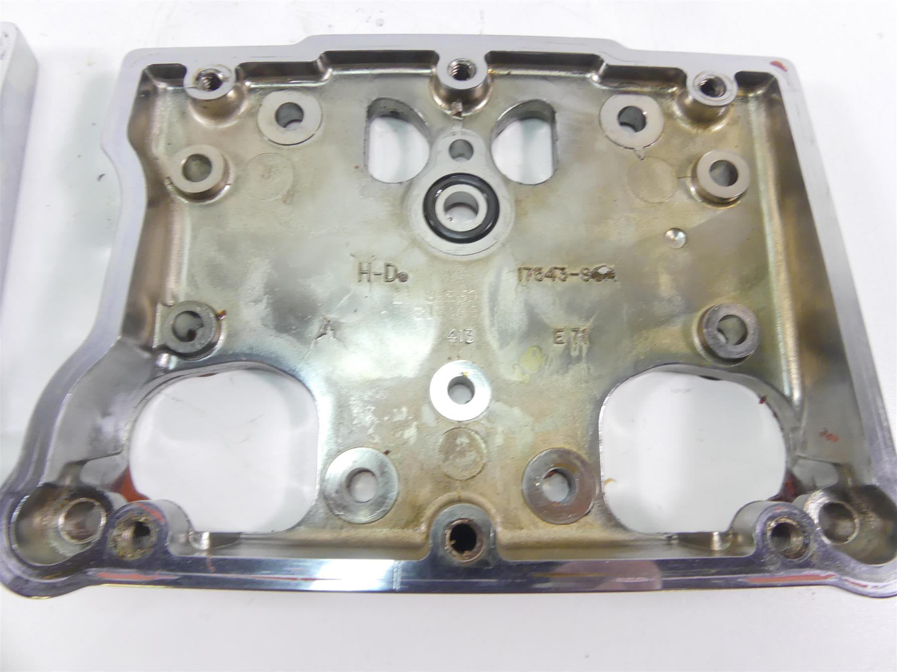 2013 Harley Touring FLHX Street Glide Rocker Arm Box Valve Cover Set 17543-99A {{ shop.shopifyCountryName }} - Mototech271