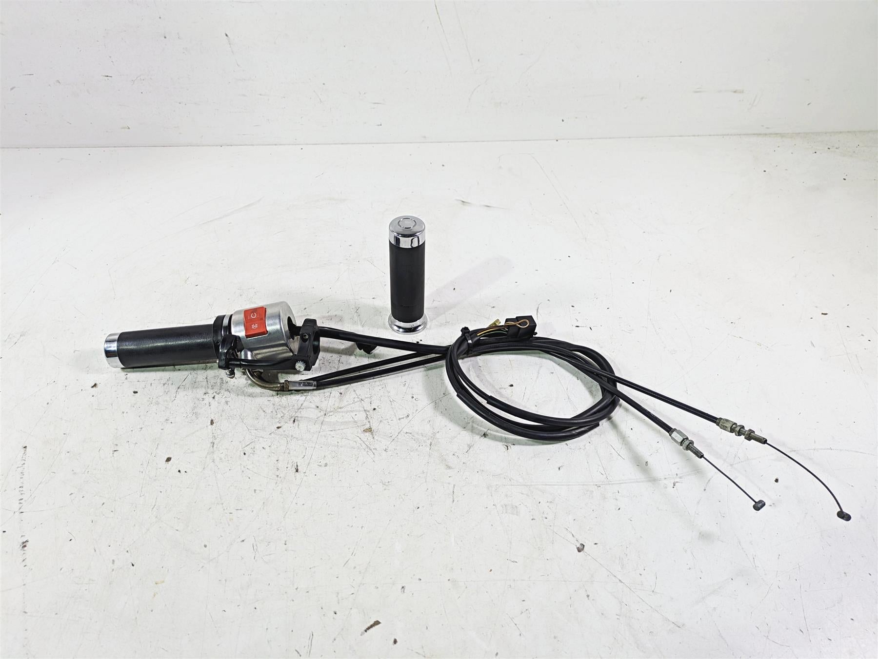 1998 Honda GL1500 Valkyrie Tour Right Hand Throttle Control Switch 35013-MZ0-020 {{ shop.shopifyCountryName }} - Mototech271