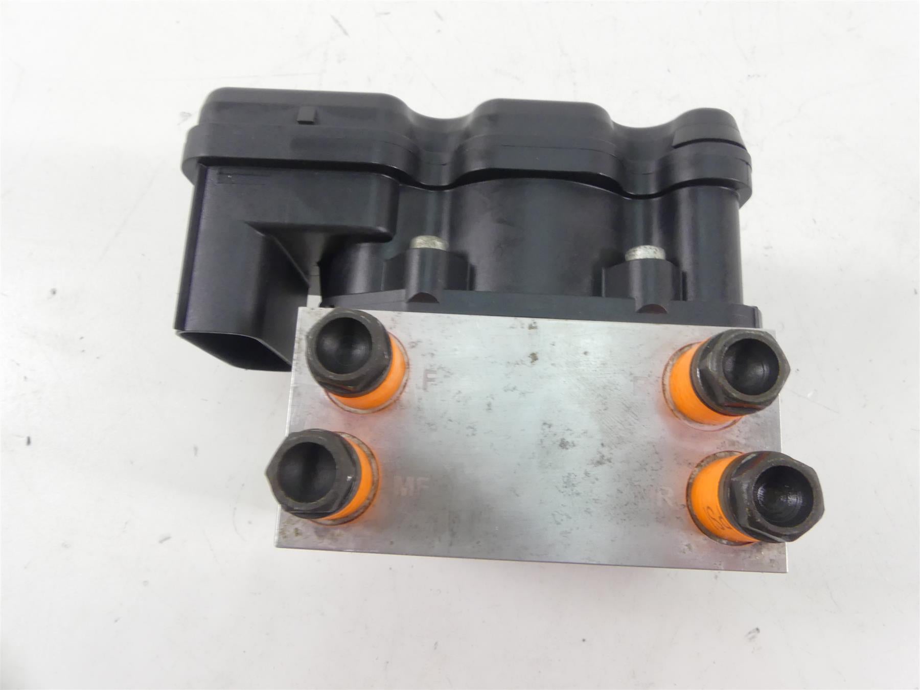 2012 Harley Touring FLHX Street Glide Abs Brake Pump Unit Module 40601-08 {{ shop.shopifyCountryName }} - Mototech271