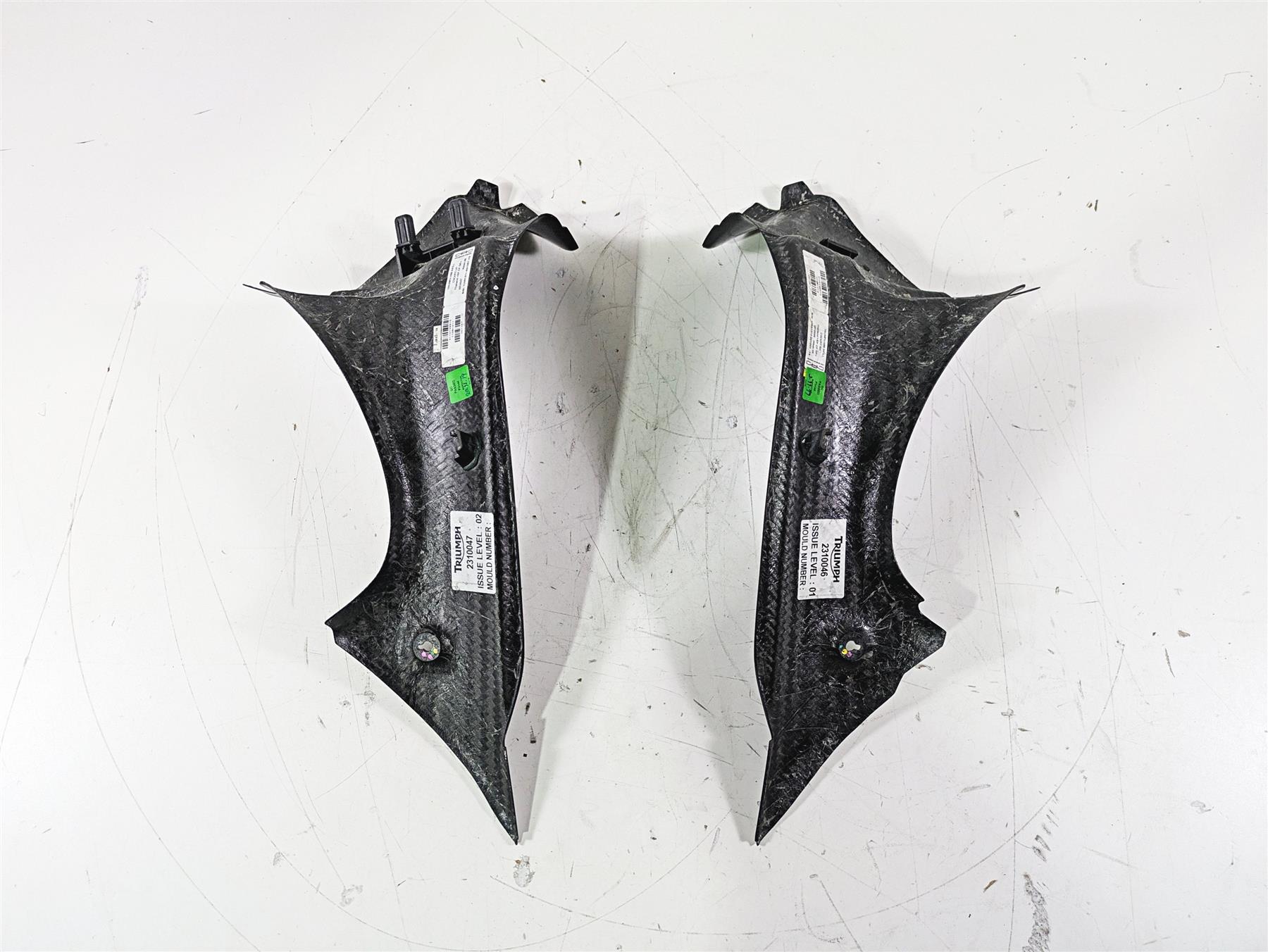 2020 Triumph Daytona 765 Moto2 Front Fairing Infill Carbon Covers T2310047 {{ shop.shopifyCountryName }} - Mototech271