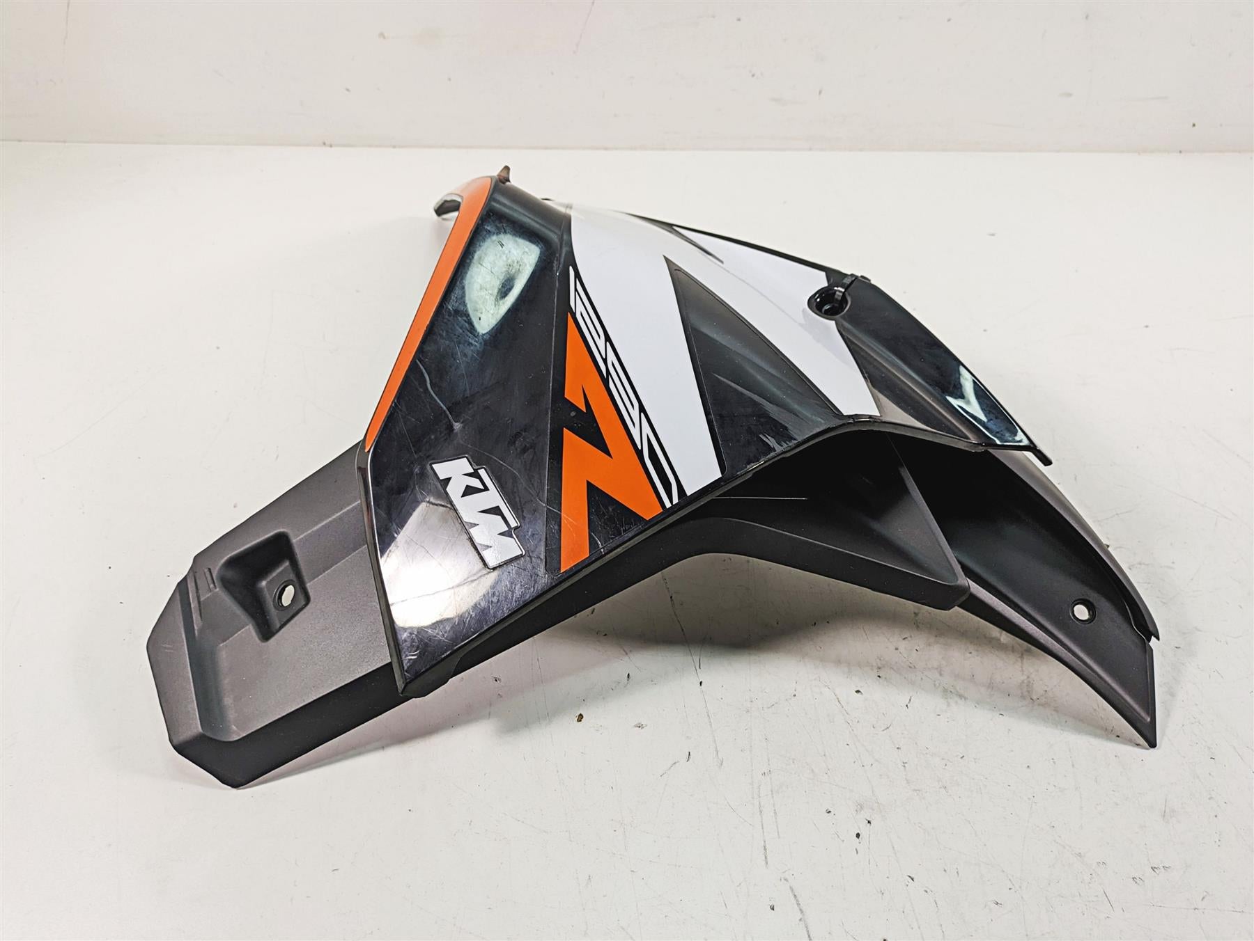 2020 KTM 1290 Super Adventure R Right Tank Fairing Cover Set -Read 6070810300033 {{ shop.shopifyCountryName }} - Mototech271