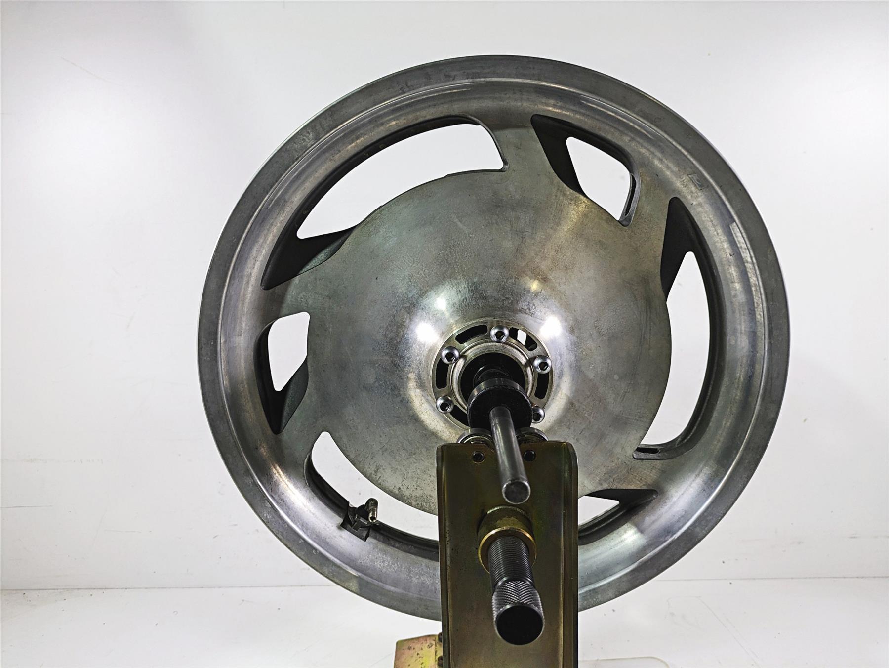1998 Honda GL1500 Valkyrie Tour Straight 17x3.5 Front Wheel Rim 44650-MZ0-674 {{ shop.shopifyCountryName }} - Mototech271