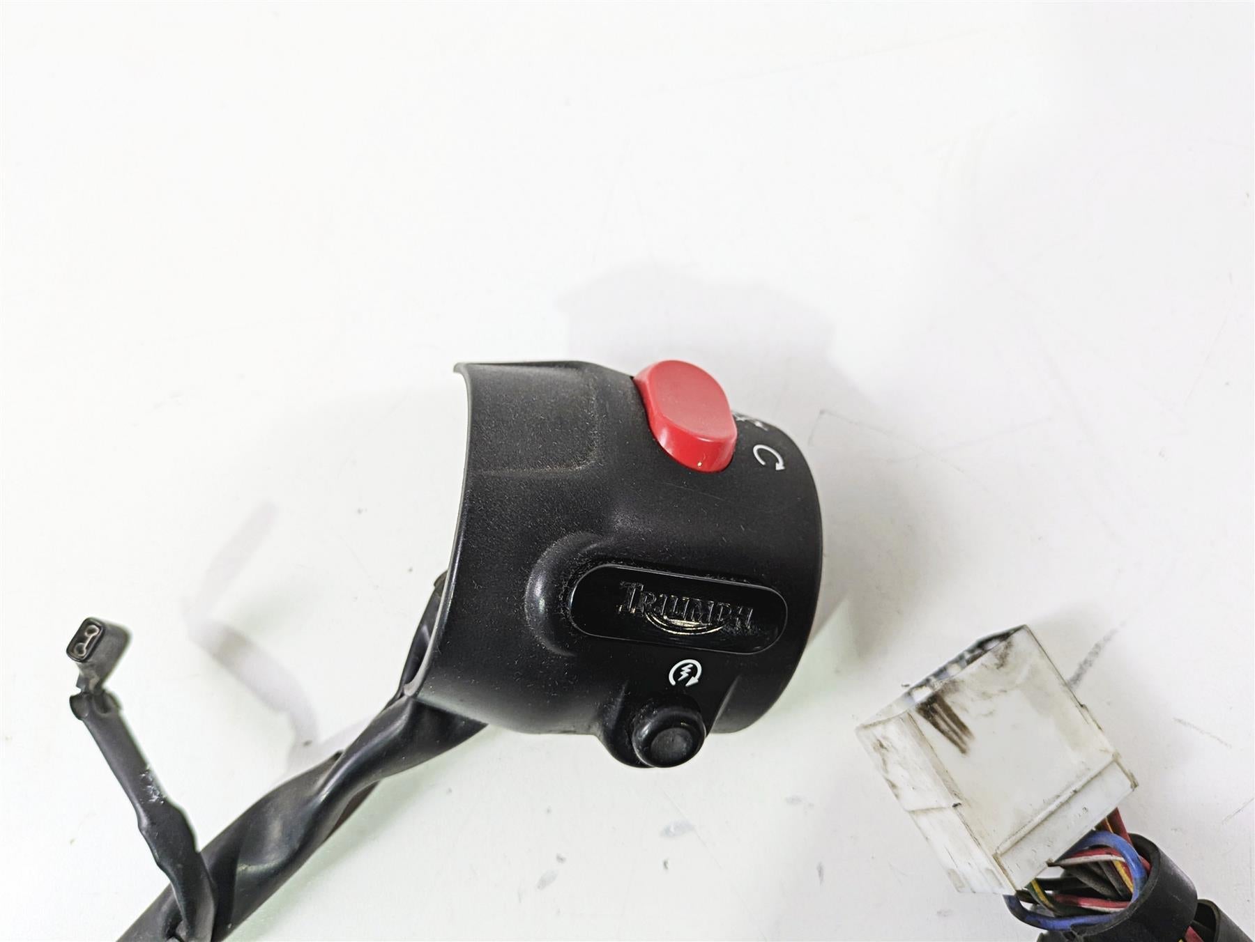 2006 Triumph Rocket 3 Right Hand Control Switch Start Kill READ T2046701 {{ shop.shopifyCountryName }} - Mototech271