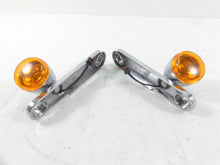 Load image into Gallery viewer, 2014 Harley Touring FLHX Street Glide Front Blinker &amp; Mount 68000037 68000036 | Mototech271
