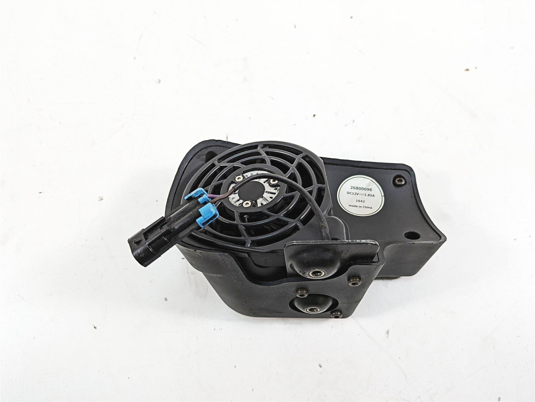 2018 Harley Touring FLHXSE CVO Street Glide Rear Cylinder Cooling Fan 26800096 {{ shop.shopifyCountryName }} - Mototech271