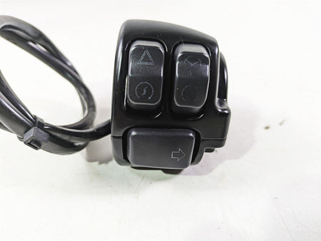 2018 Harley FXBR Softail Breakout Right Hand Start Stop Control Switch 71500462 {{ shop.shopifyCountryName }} - Mototech271