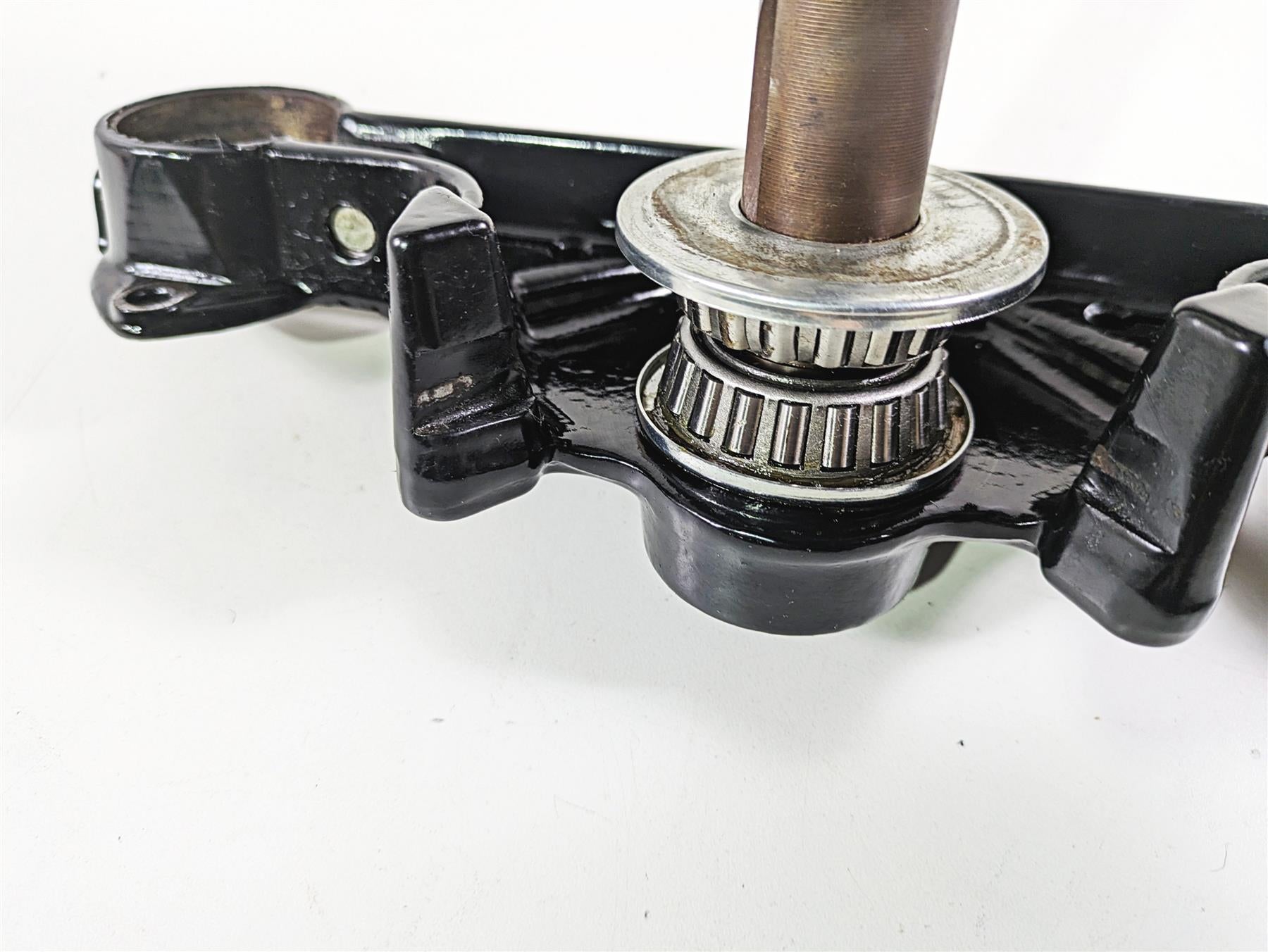 2003 Harley FLSTC Softail Heritage 100th Lower & Upper Triple Tree Set 45605-00A {{ shop.shopifyCountryName }} - Mototech271