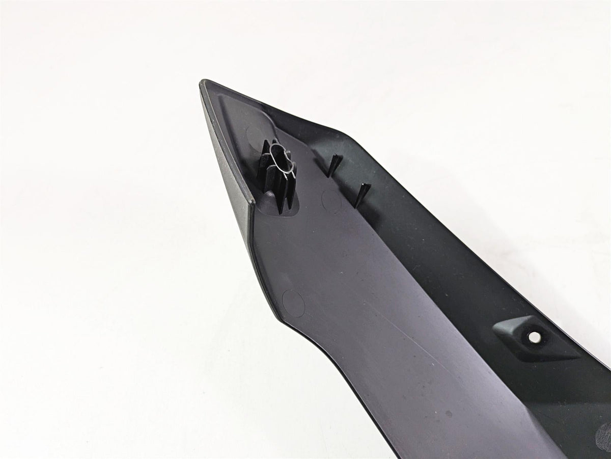 2009 BMW R1200GS K255 Adv Left Side Fuel Tank Cover & Emblem 46637706287 {{ shop.shopifyCountryName }} - Mototech271