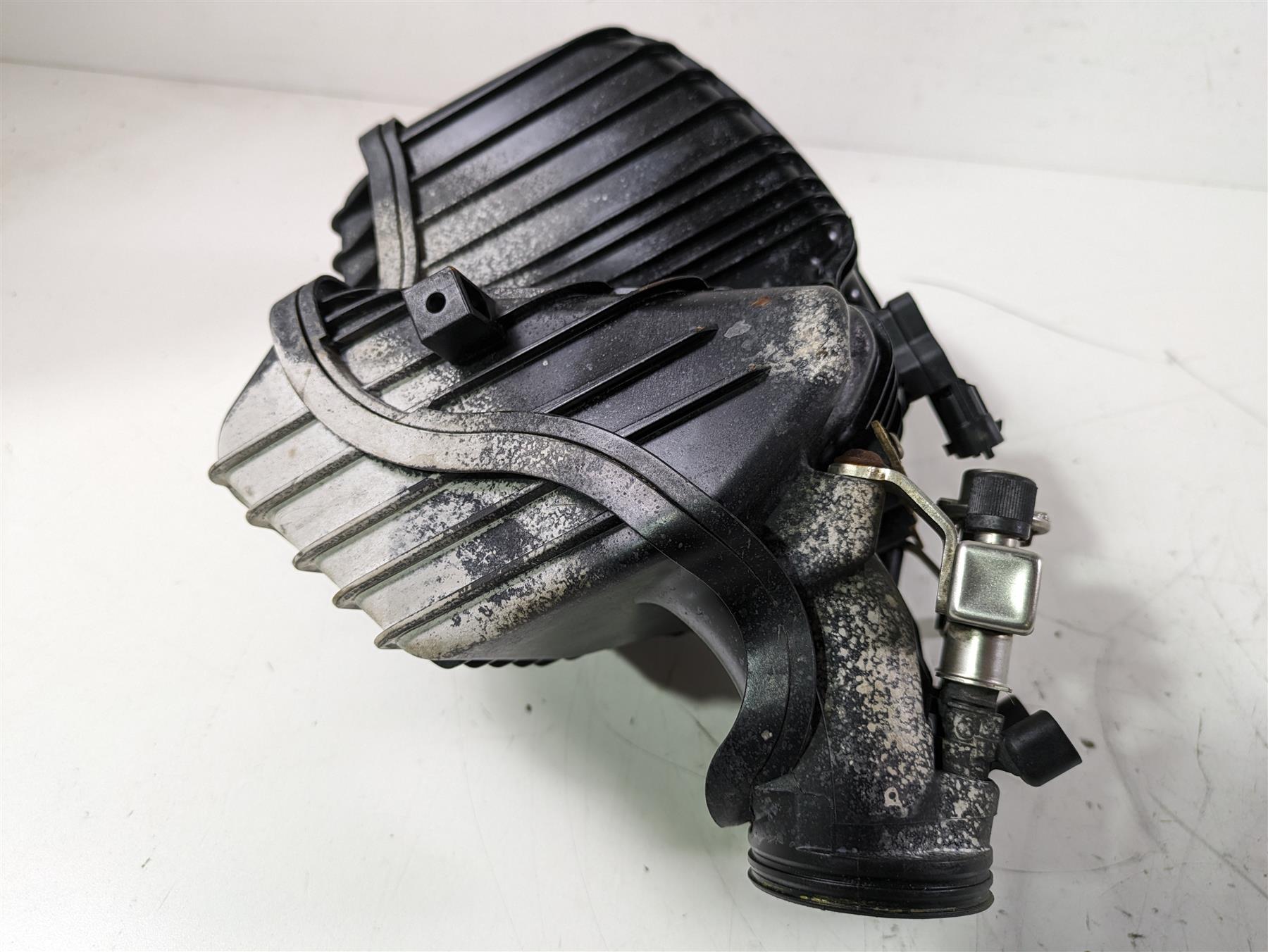 2020 Polaris RZR 900 S Intake Box & Injectors & Fuel Rail 1205891 2521068 {{ shop.shopifyCountryName }} - Mototech271