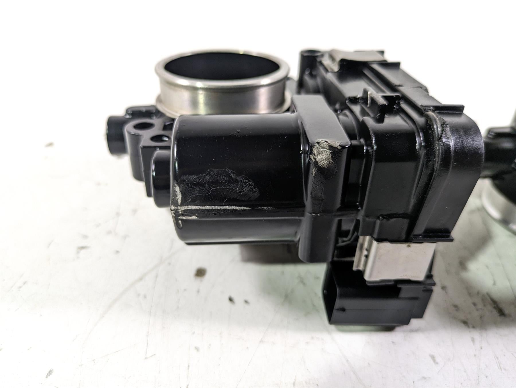 2022 BMW R1250 RT K052 Throttle Body Fuel Injection Set 13548568757 {{ shop.shopifyCountryName }} - Mototech271