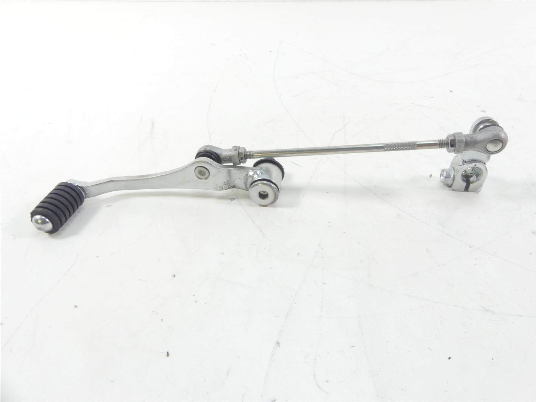 2017 Yamaha XT1200Z Super Tenere Shift Lever Pedal + Linkage 23P-18110-00-00 {{ shop.shopifyCountryName }} - Mototech271