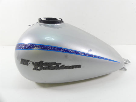 2010 Harley Touring FLHX Street Glide Fuel Gas Petrol Tank -Dented 61356-08 {{ shop.shopifyCountryName }} - Mototech271