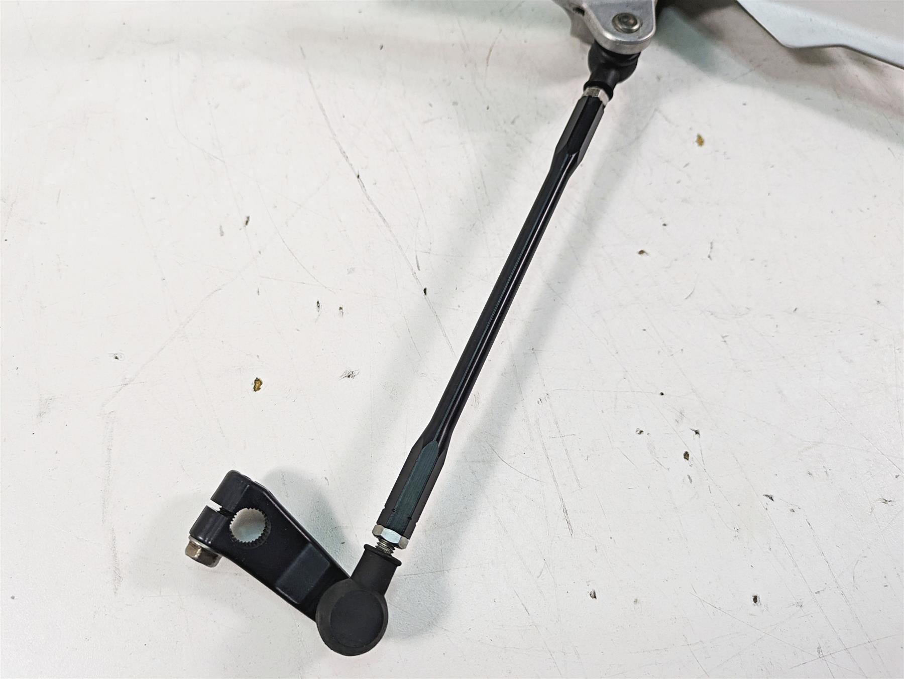 2018 Kawasaki ZX1002 Ninja H2 SX Left Front Footpeg & Shifter Set 35063-1418-46R {{ shop.shopifyCountryName }} - Mototech271