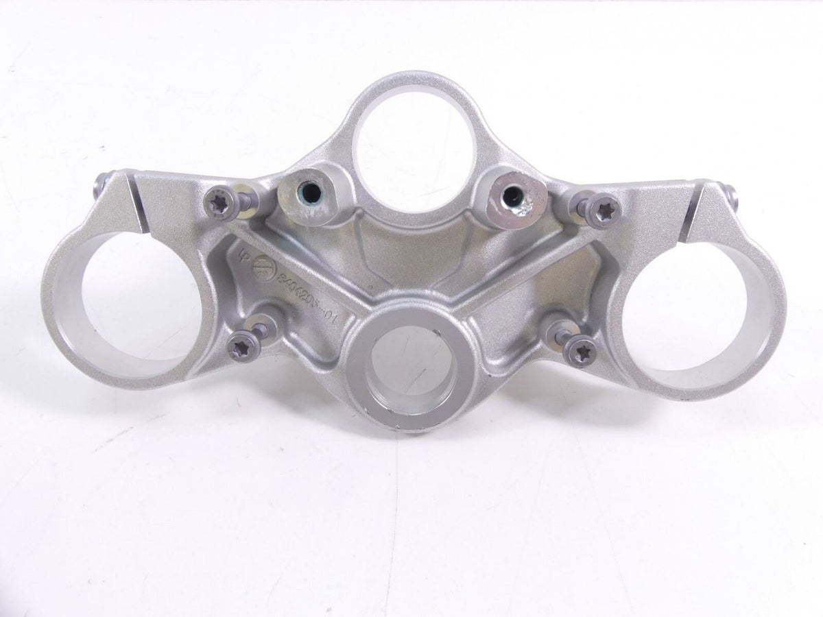 2020 BMW F900 R F900R K83 Upper Triple Tree Steering Clamp Risers 8404205 {{ shop.shopifyCountryName }} - Mototech271