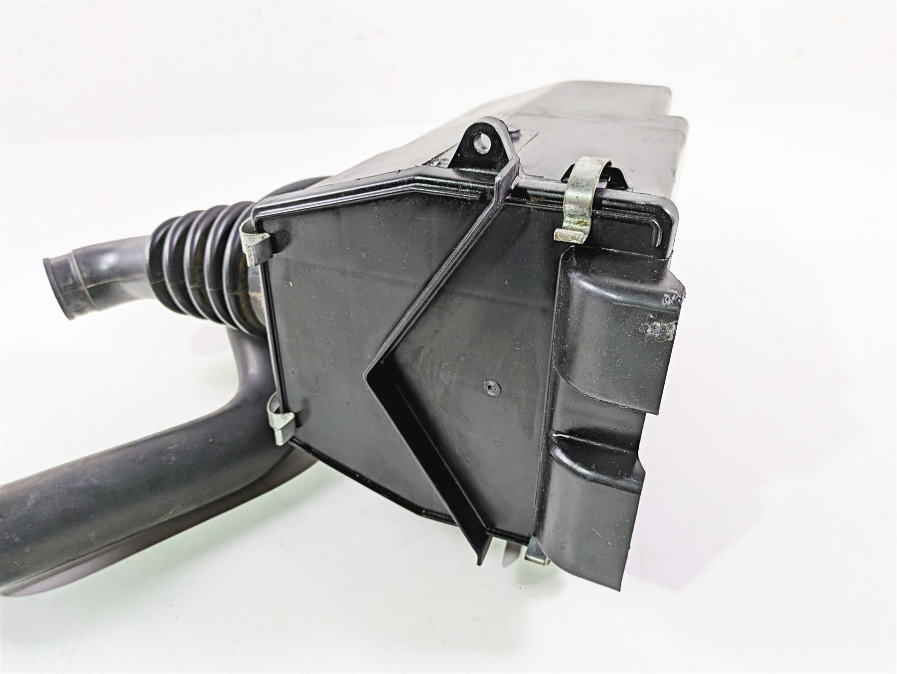 2010 Kawasaki 610 4x4 Mule Air Box Cleaner & Tubes Set 11011-1367 {{ shop.shopifyCountryName }} - Mototech271