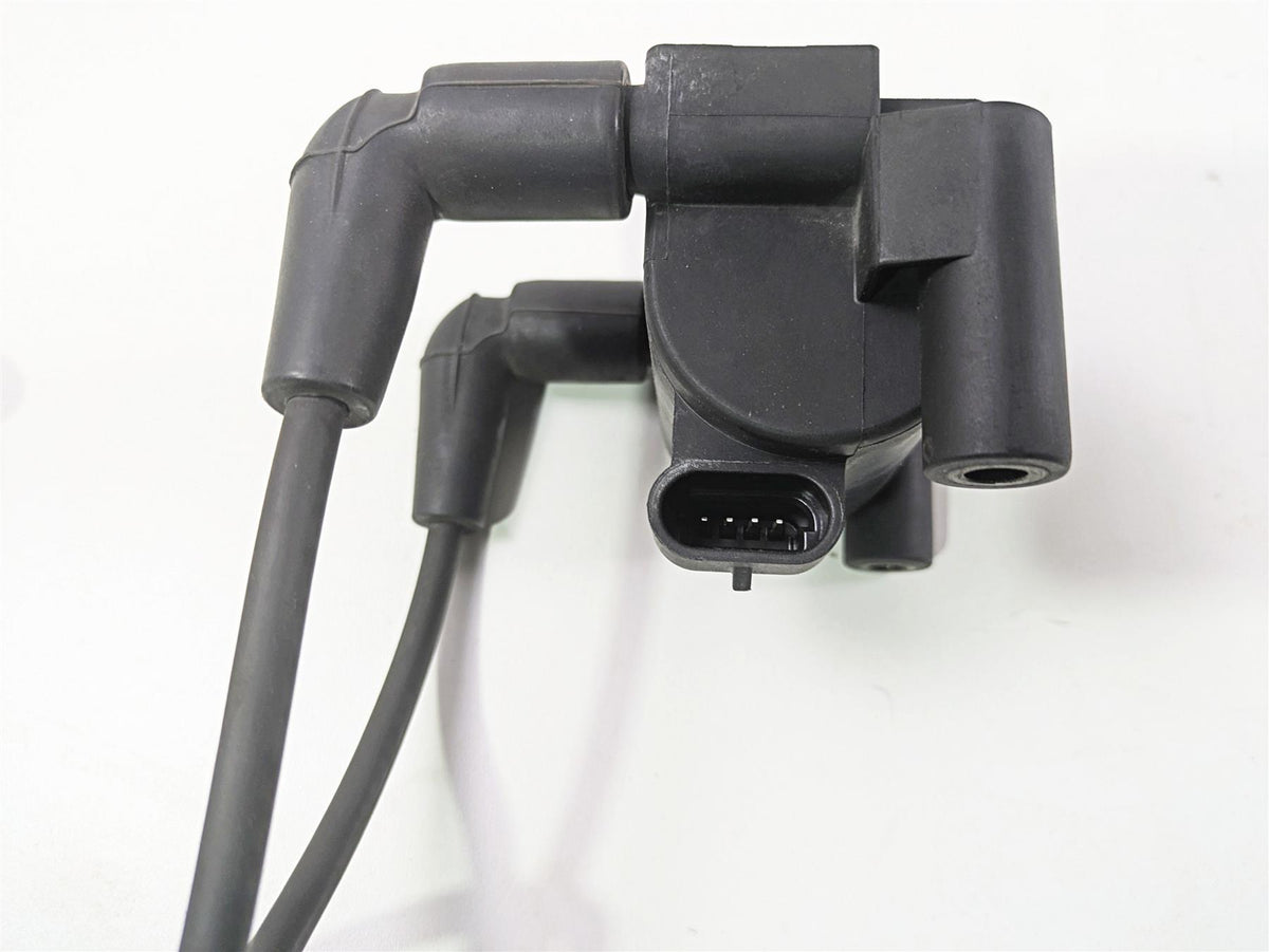 2010 Harley Touring FLHXSE CVO Street Glide Ignition Coil Wires Plugs 31696-07A {{ shop.shopifyCountryName }} - Mototech271