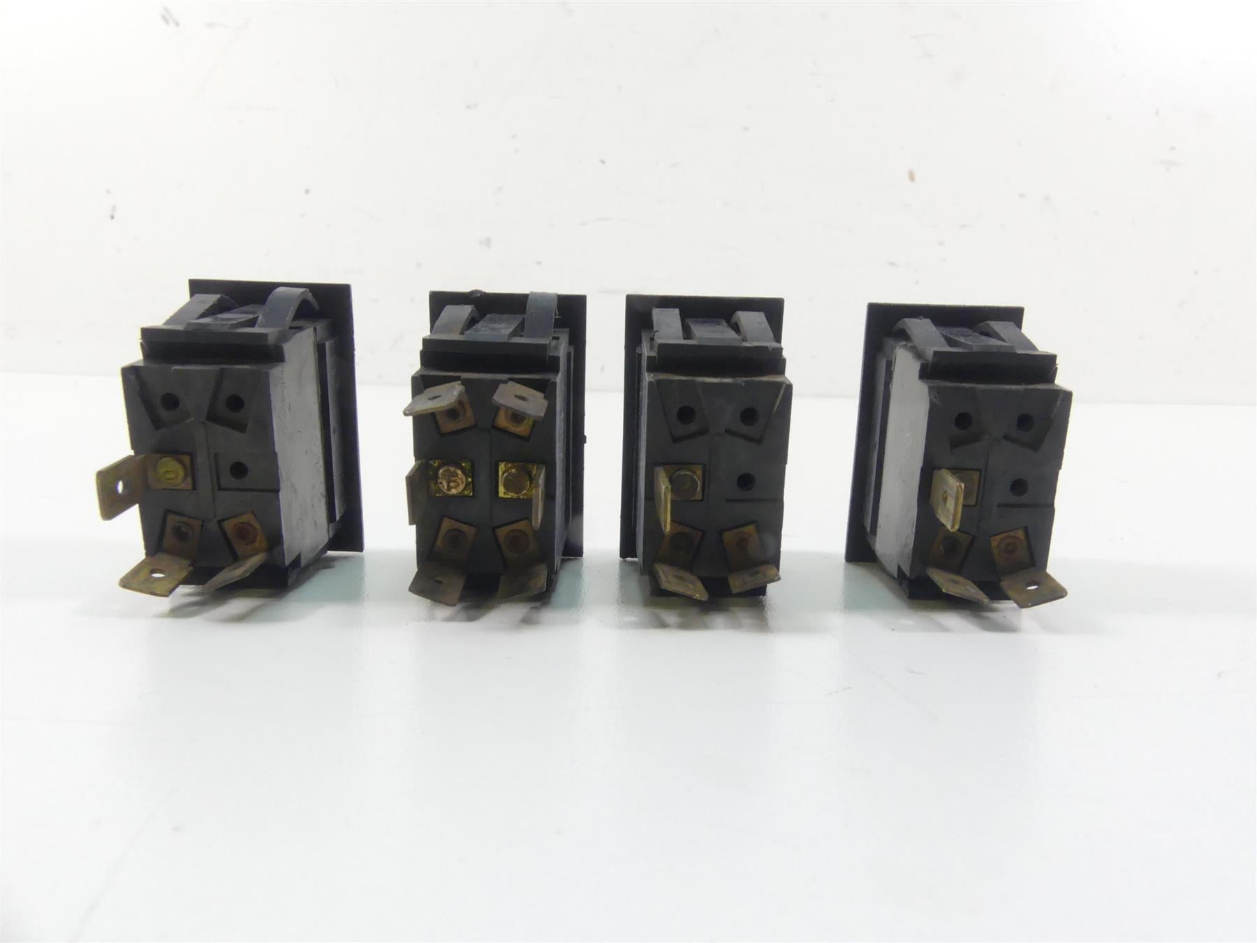 1995 Harley Touring FLHTCU Electra Glide Dash Spot Cruise Switch Set 71505-89 {{ shop.shopifyCountryName }} - Mototech271