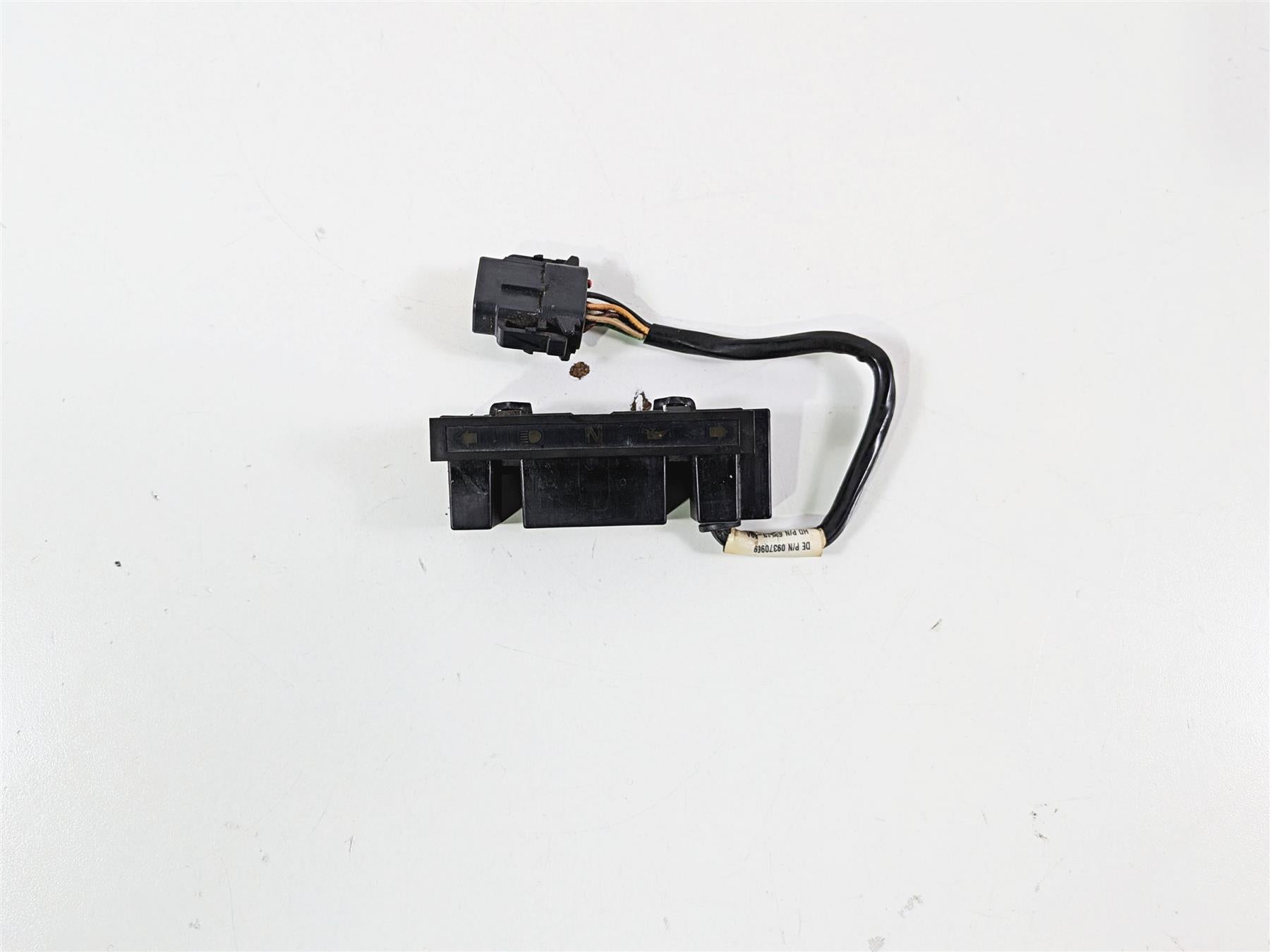 2001 Harley FLHRCI Road King Instrument Indicator Lights 68113-99C {{ shop.shopifyCountryName }} - Mototech271
