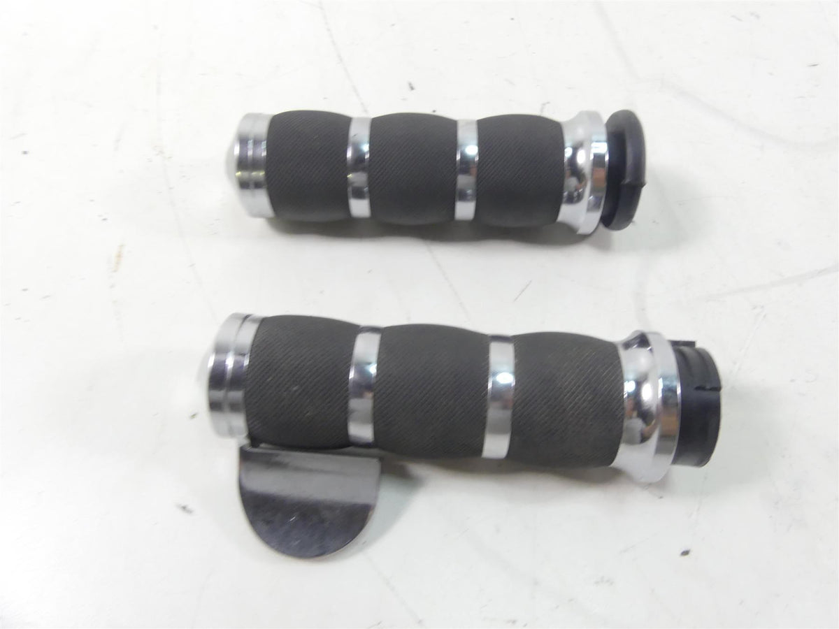 2005 Harley Softail FLSTSC Heritage Springer Hand Grip Cruise Control Set {{ shop.shopifyCountryName }} - Mototech271