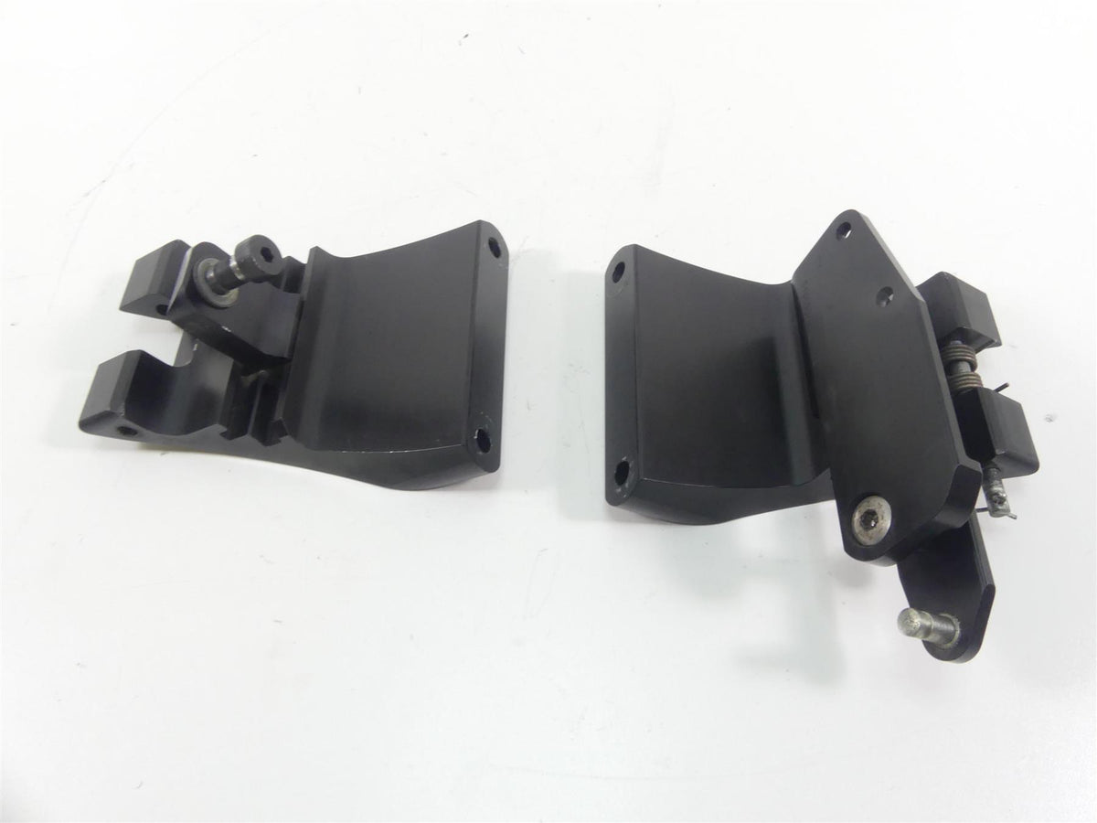 2015 Victory Cross Country Tour Left Right Floorboard Mount Bracket Set 5136965 {{ shop.shopifyCountryName }} - Mototech271
