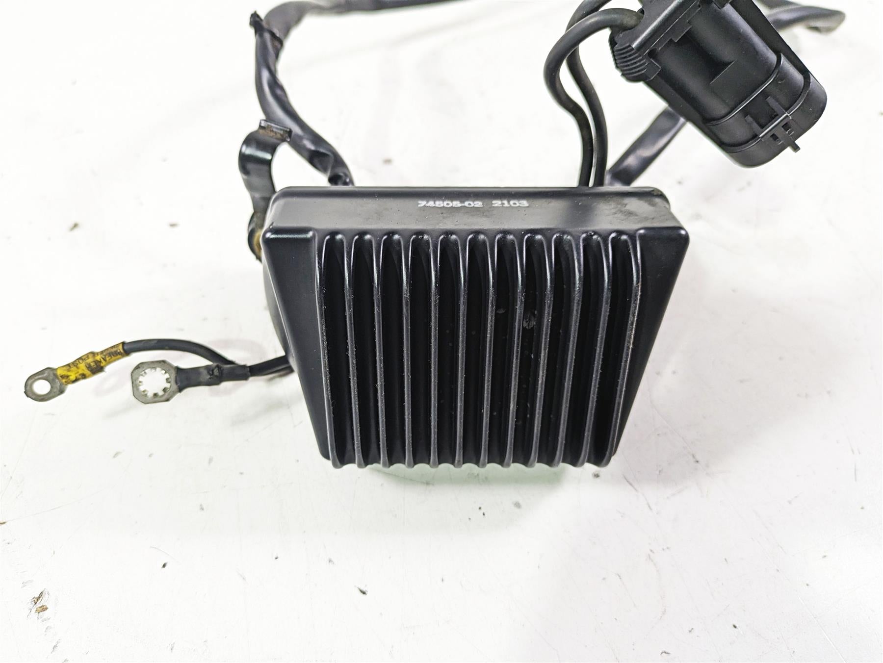 2003 Harley Touring FLHTCUI 100TH E-Glide Rectifier Volt Regulator Read 74505-02 {{ shop.shopifyCountryName }} - Mototech271