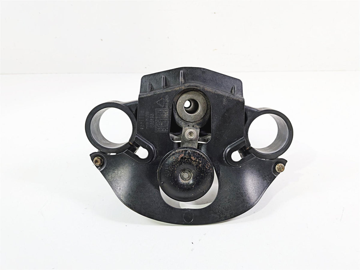 2018 Aprilia RSV4 RR Lower Triple Tree Steering Clamp 2B003923 848736 890848 {{ shop.shopifyCountryName }} - Mototech271