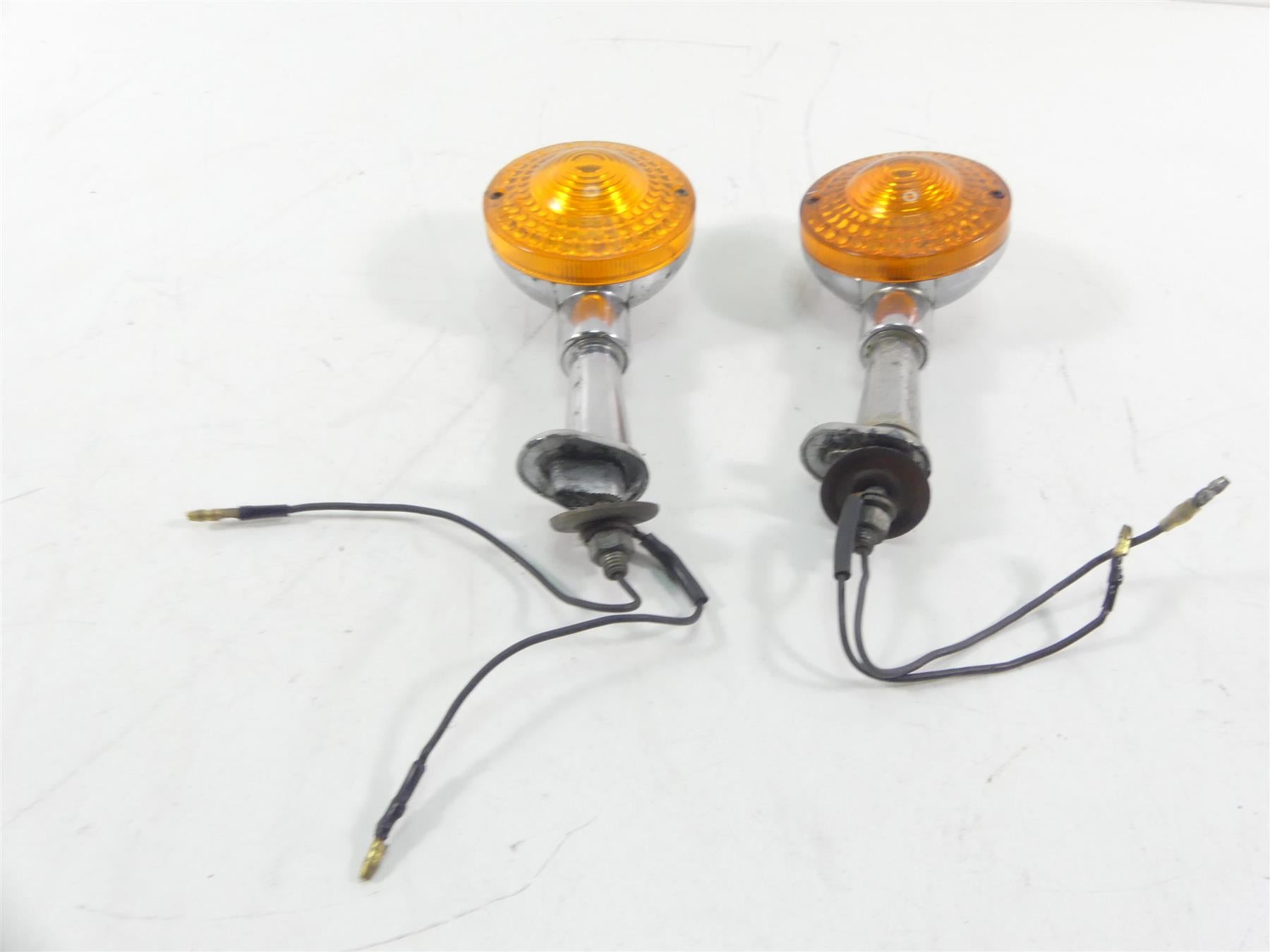 1978 Yamaha XS650 SE Special Front Blinker Turn Signal Set E5-83330-20-93 {{ shop.shopifyCountryName }} - Mototech271