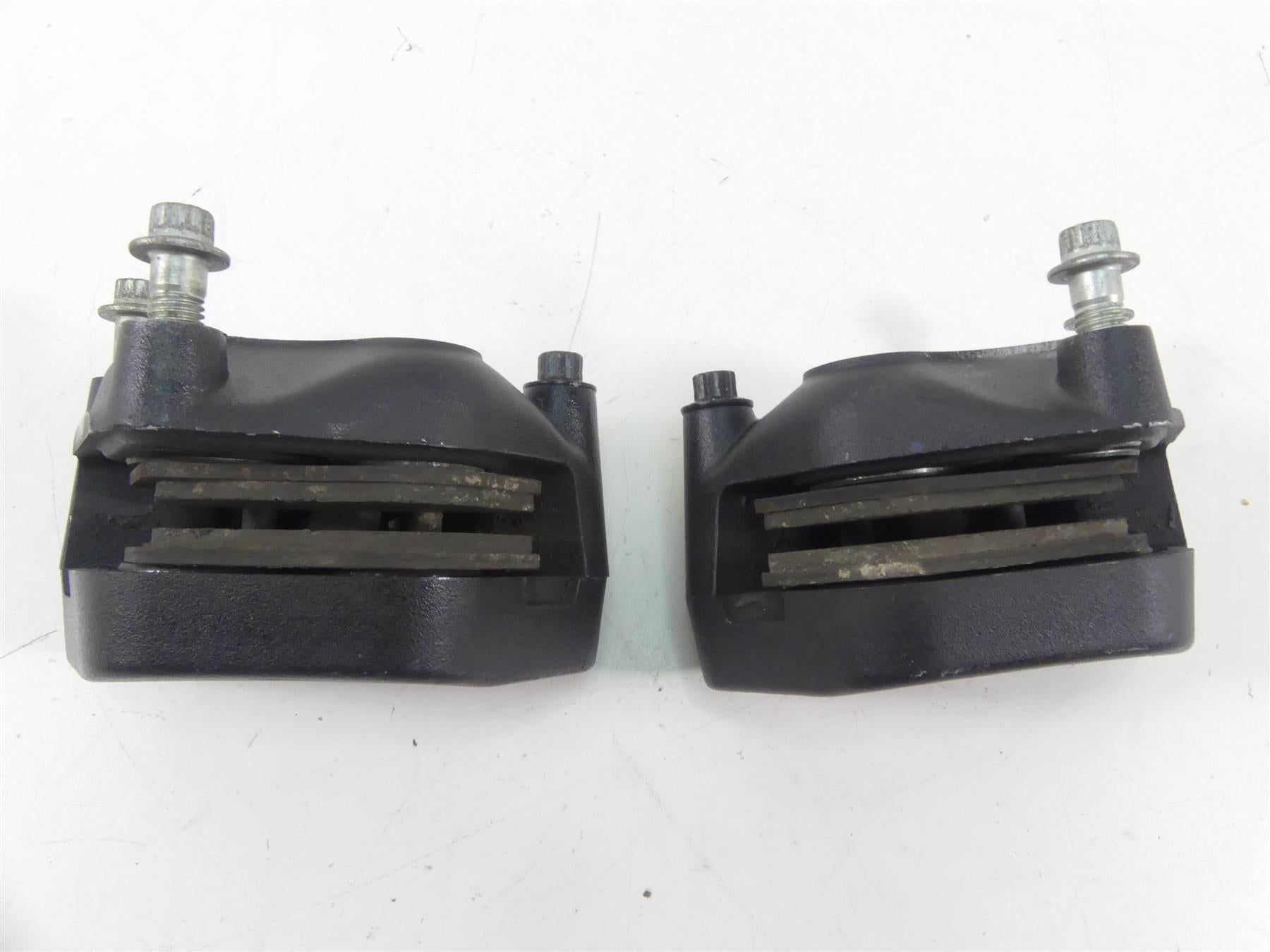 2002 Harley Touring FLHRCI Road King Front Brake Caliper Set 44023-00 44046-00 {{ shop.shopifyCountryName }} - Mototech271