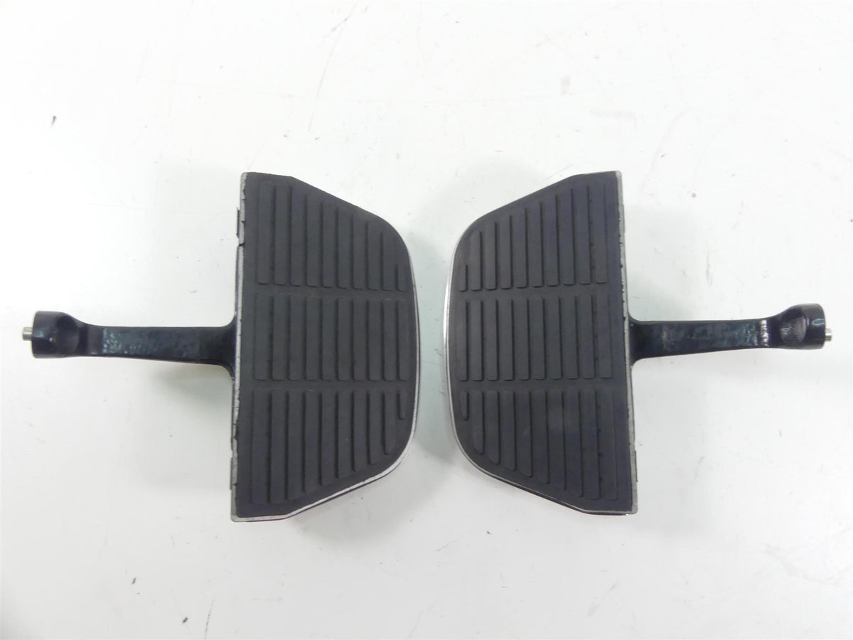 1999 Harley Touring FLHTCUI Electra Glide Rear Passenger Floor Boards 52719-93B {{ shop.shopifyCountryName }} - Mototech271