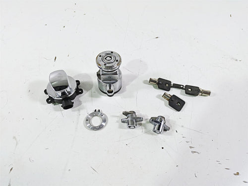 2012 Harley FLD Dyna Switchback Ignition Switch Saddlebag Key Lock Set 71304-04 | Mototech271