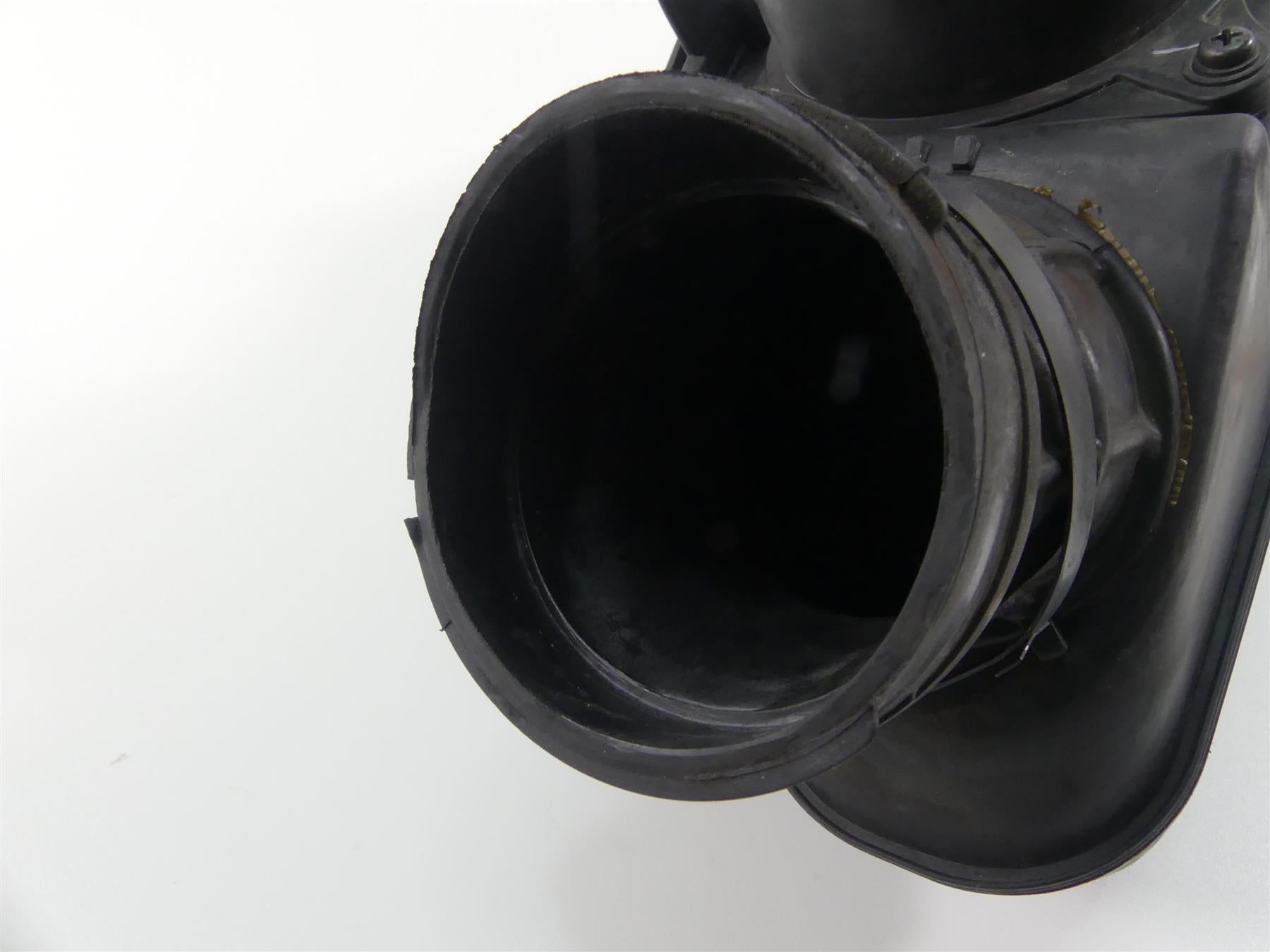 2007 Honda VT1100 C2 Shadow Air Box Cleaner Breather & Tubes 17210-MM8-020 {{ shop.shopifyCountryName }} - Mototech271