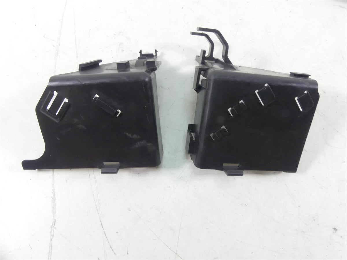 2013 Harley VRSCF Muscle V-Rod Electric Plastic Battery Holder Stay Set 70473-07 {{ shop.shopifyCountryName }} - Mototech271