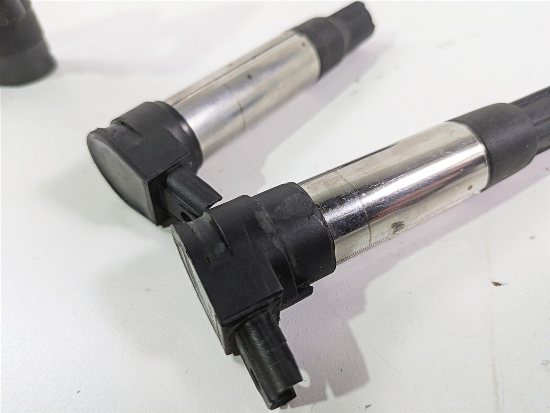 2018 BMW R nineT Urban GS K33 Ignition Coil Stick L-Bow Set 12138560173 {{ shop.shopifyCountryName }} - Mototech271