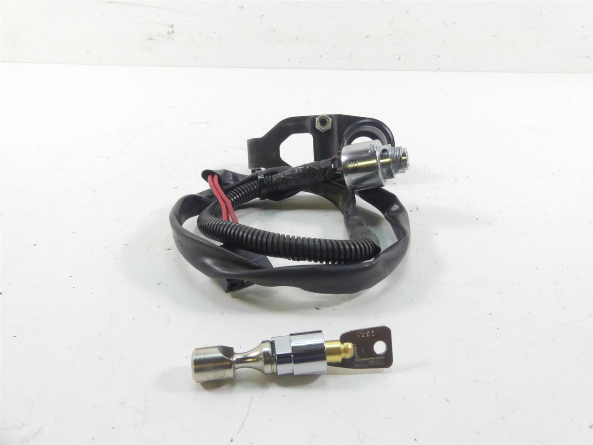 2008 Harley FXCWC Softail Rocker C Ignition Switch Steering Key Lock Set 71792-08 {{ shop.shopifyCountryName }} - Mototech271