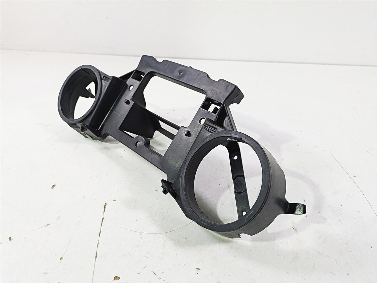 2019 Indian Chieftain Limited Front Inner Gauge Panel Dash Cover 5452783 {{ shop.shopifyCountryName }} - Mototech271