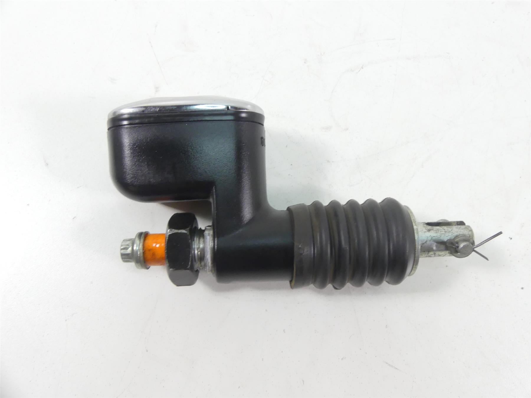 2004 Harley FLHTC SE CVO Electra Glide Rear Brake Master Cylinder 41754-00 {{ shop.shopifyCountryName }} - Mototech271