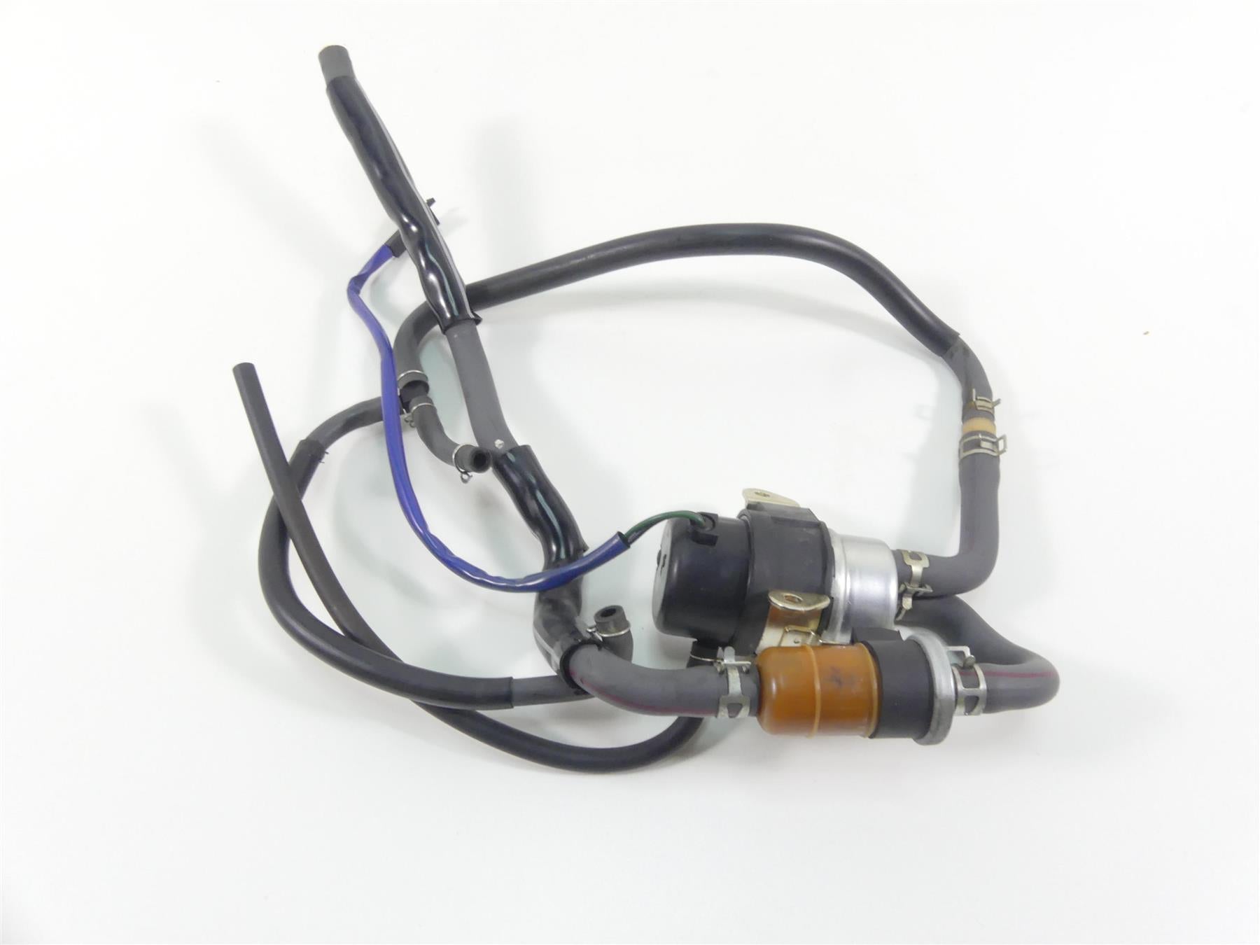 2007 Honda VT1100 C2 Shadow Fuel Gas Petrol Pump & Lines 16710-MCK-315 {{ shop.shopifyCountryName }} - Mototech271