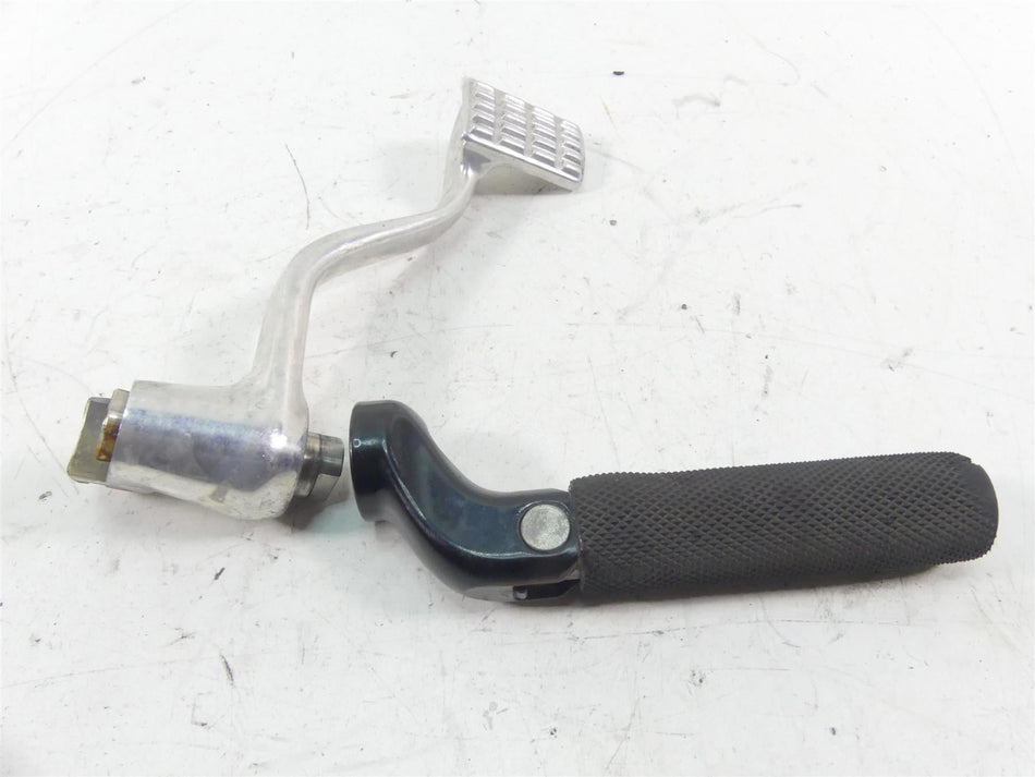 2013 Harley VRSCDX Night Rod Special Right Front Footpeg Brake Pedal 44738-06 {{ shop.shopifyCountryName }} - Mototech271