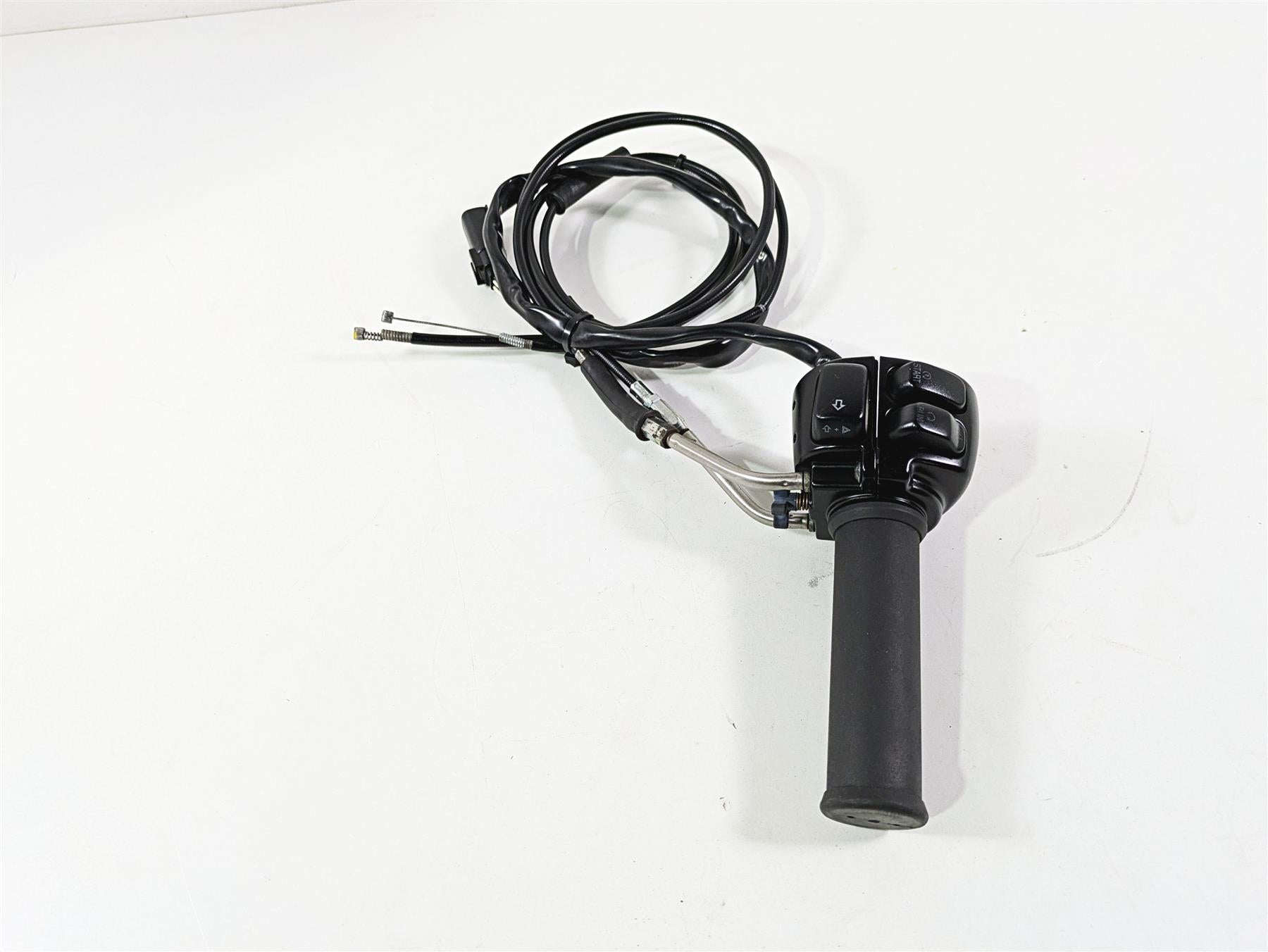 2009 Harley XR1200 Sportster Right Hand Control Switch Throttle -Read 71684-06A {{ shop.shopifyCountryName }} - Mototech271