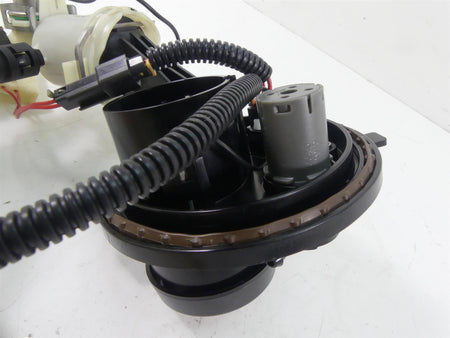 2014 Harley Touring FLHX Street Glide Fuel Gas Petrol Pump -Tested 75069-08 {{ shop.shopifyCountryName }} - Mototech271