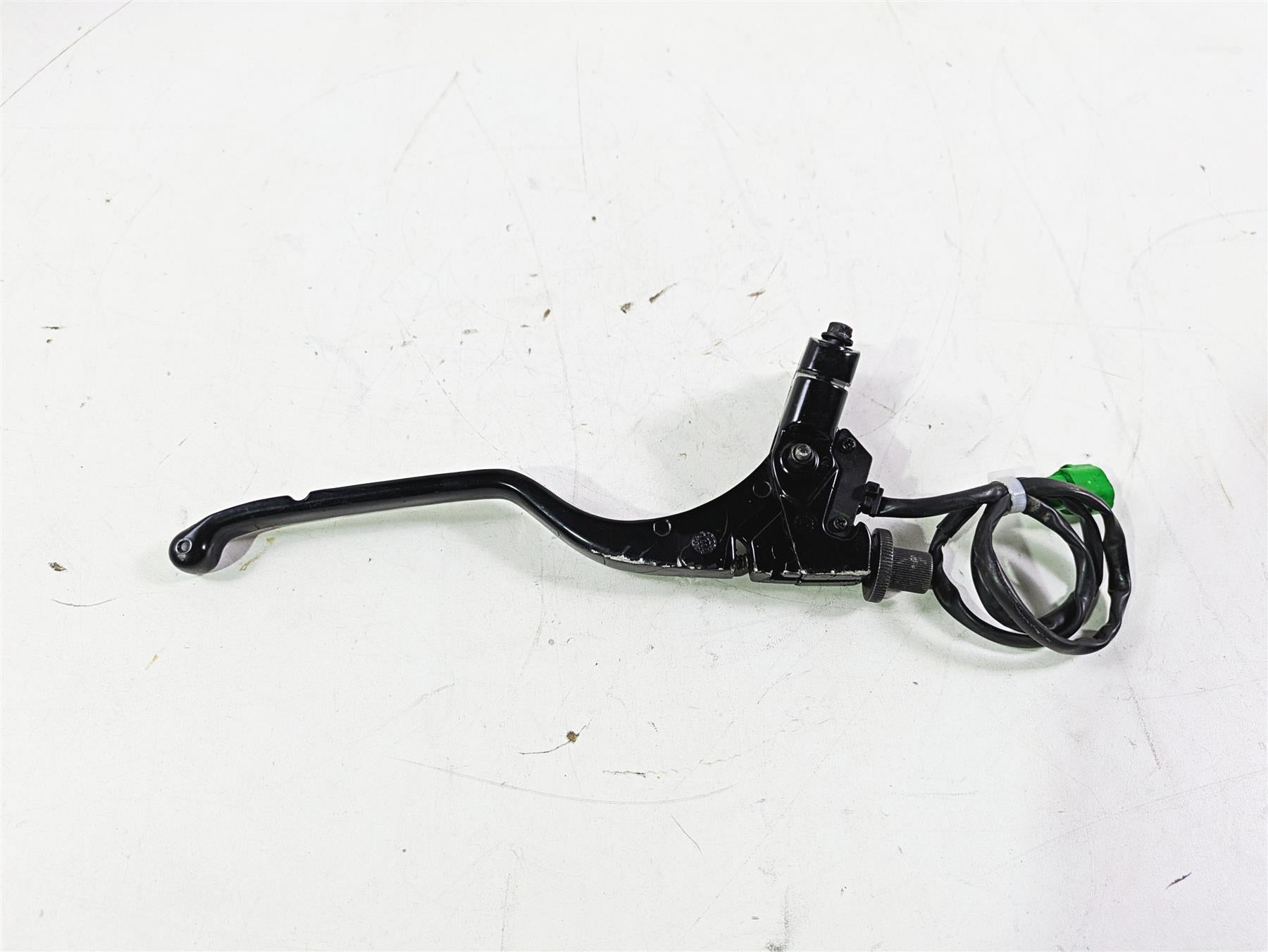 2023 BMW G310R K03 Clutch Perch & Oem Black Lever 77159443011 {{ shop.shopifyCountryName }} - Mototech271