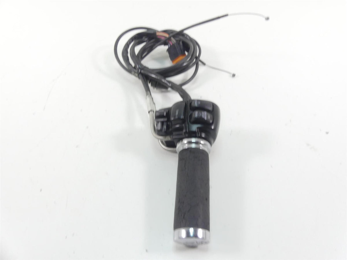 1999 Harley Touring FLHTCUI Electra Glide Right Hand Control Switch 71684-06A {{ shop.shopifyCountryName }} - Mototech271