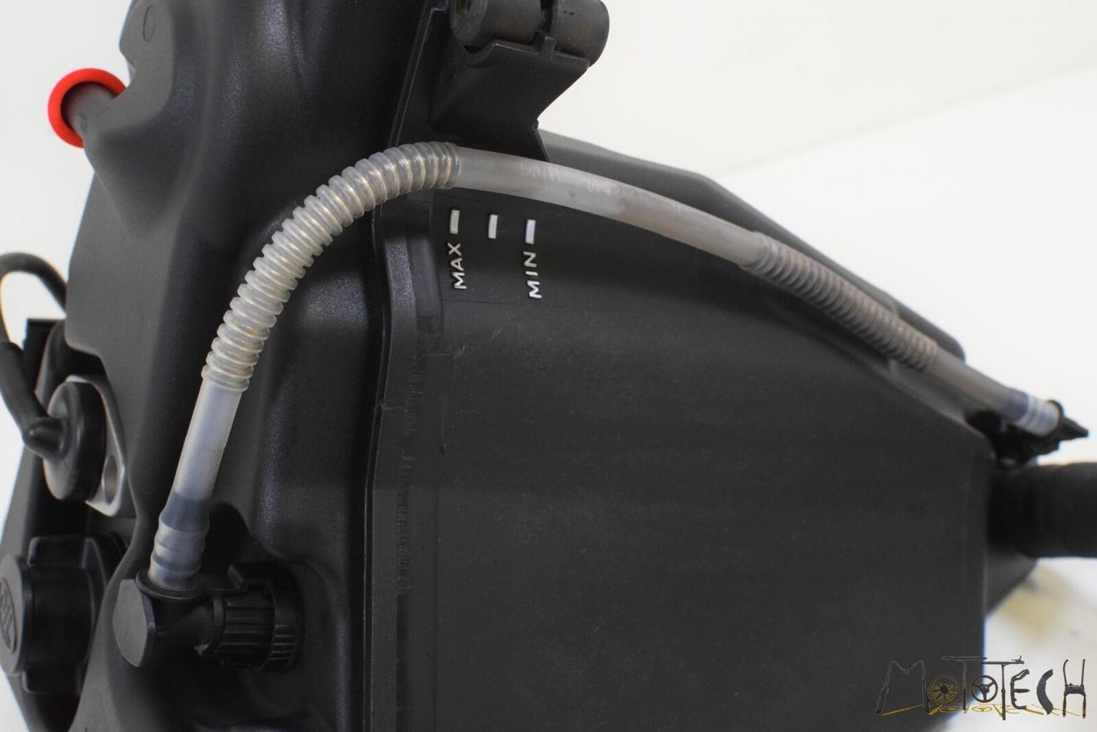 2011 BMW K1300S K1300 S K40 Oil Tank Reservoir Assembly 17218529840 {{ shop.shopifyCountryName }} - Mototech271