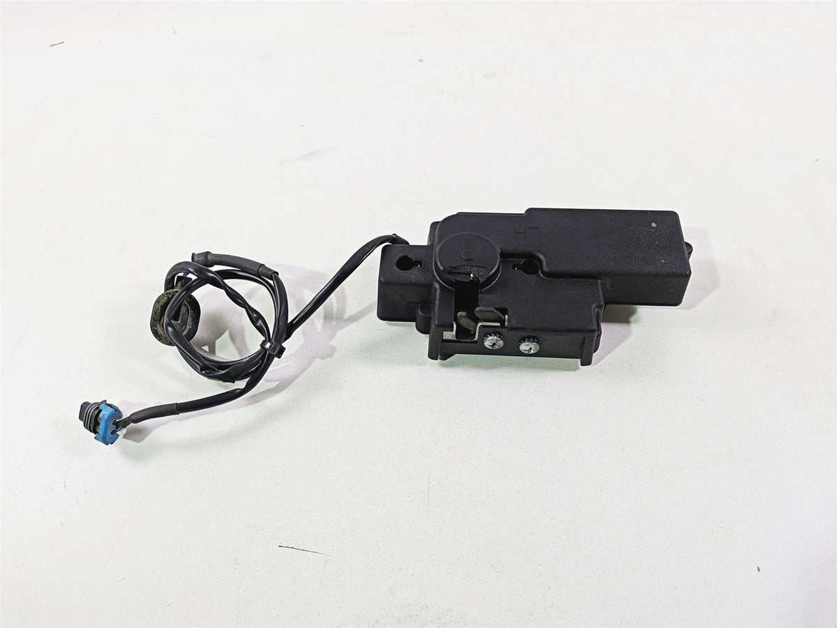 2017 Indian Chieftain Limited Left Bag Lock Control Module - Read 4017838 {{ shop.shopifyCountryName }} - Mototech271