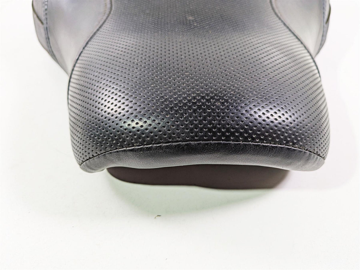 2018 Harley FLHCS Softail Heritage 115th Front Rider Driver Seat HDMC 52000271 {{ shop.shopifyCountryName }} - Mototech271
